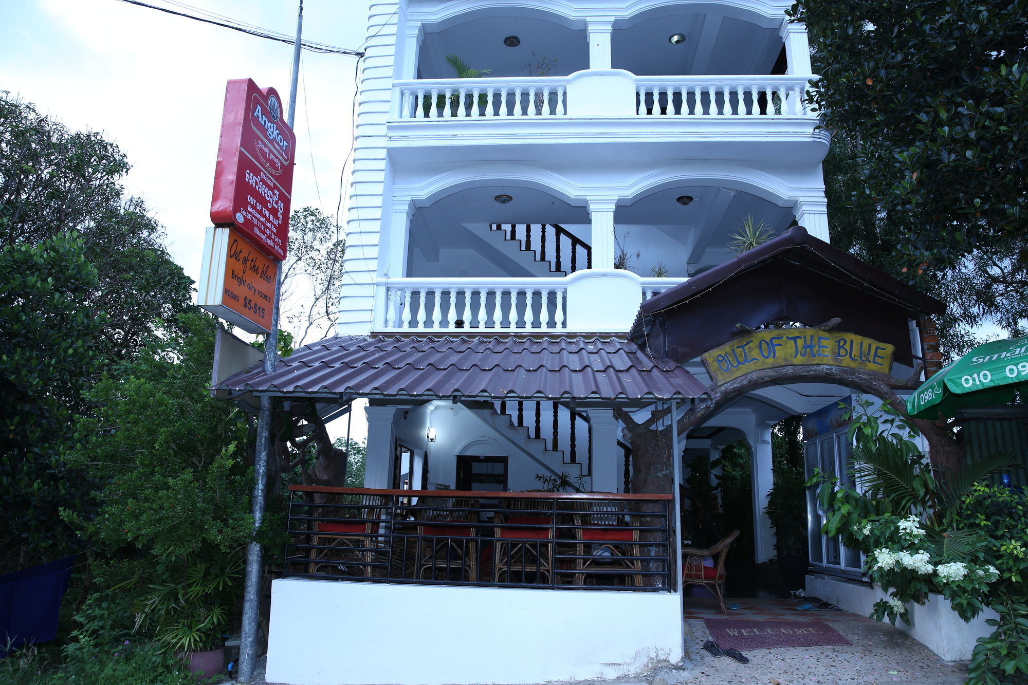 Hotel Out Of The Blue Sihanoukville Exterior foto